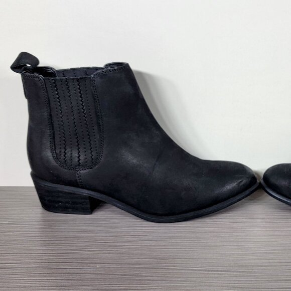 Steve Madden Nylie Chelsea Ankle Booties, Black Leather, Women's Size 5.5 - Picture 6 of 13